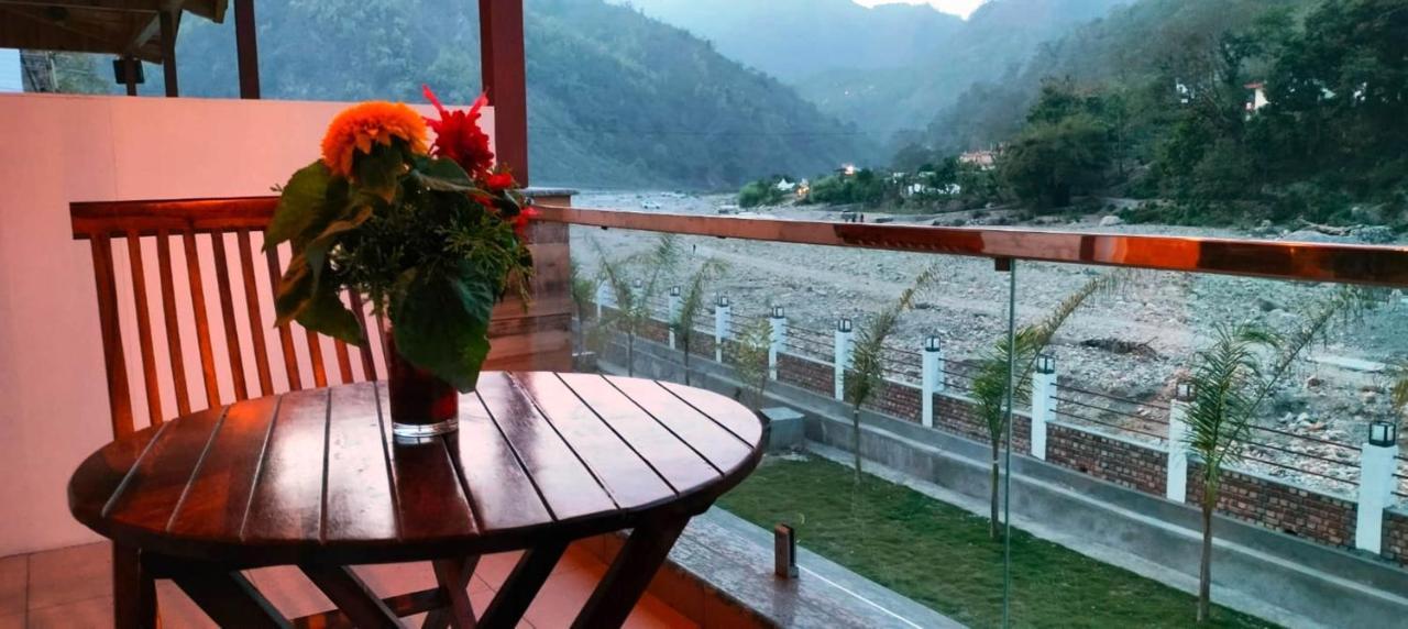 Qcent Woods Resort & Spa, Rishikesh Rishīkesh Exterior foto