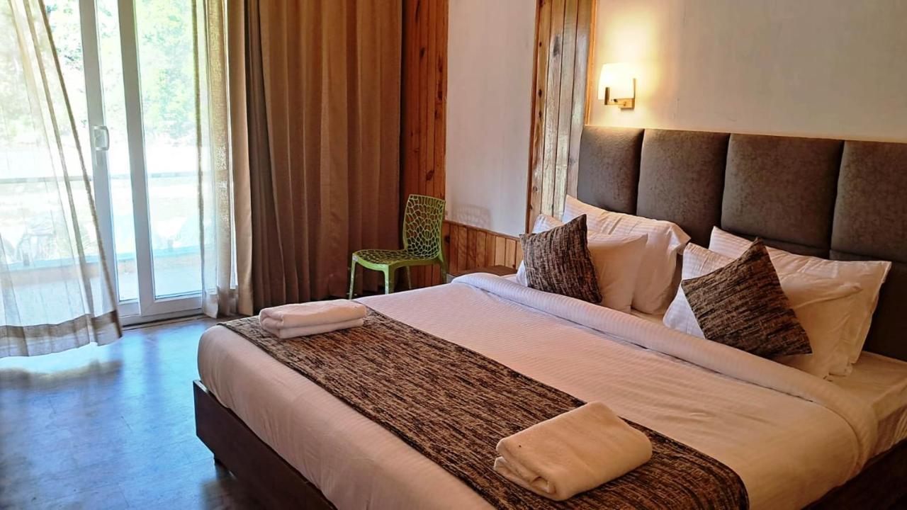 Qcent Woods Resort & Spa, Rishikesh Rishīkesh Exterior foto