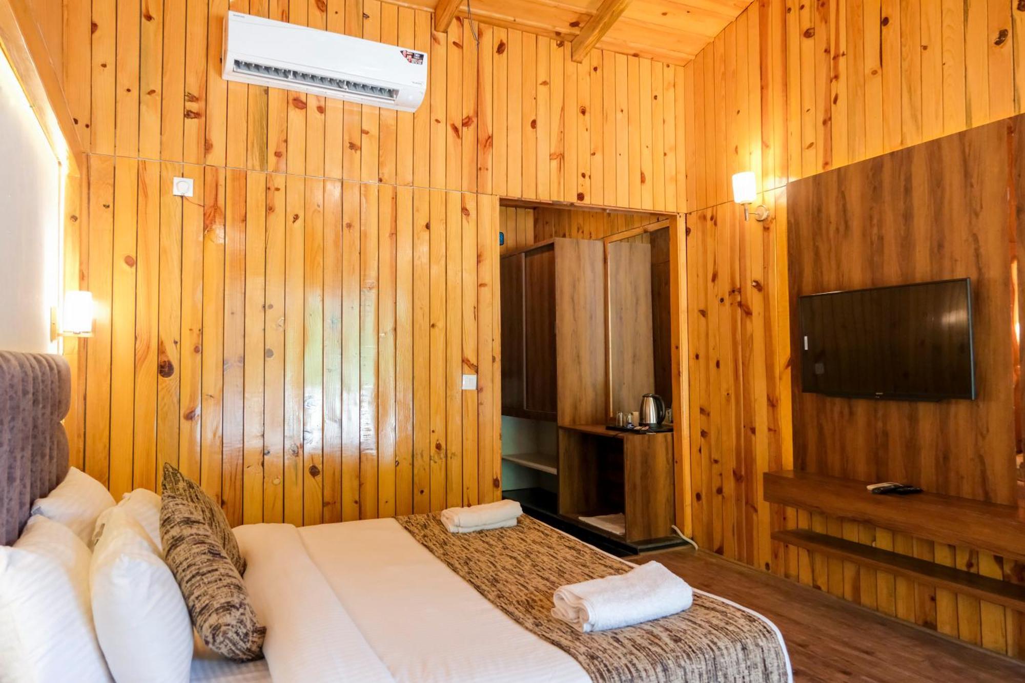 Qcent Woods Resort & Spa, Rishikesh Rishīkesh Exterior foto