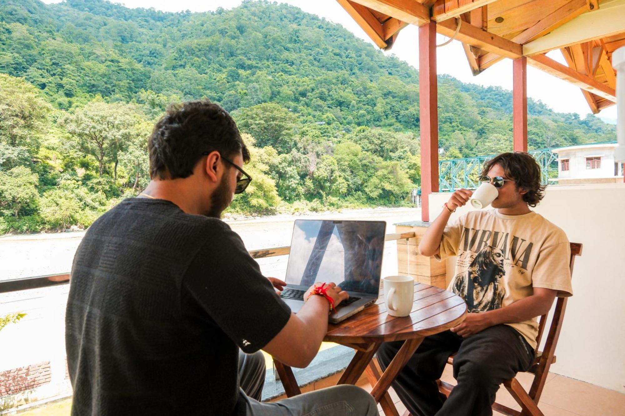 Qcent Woods Resort & Spa, Rishikesh Rishīkesh Exterior foto