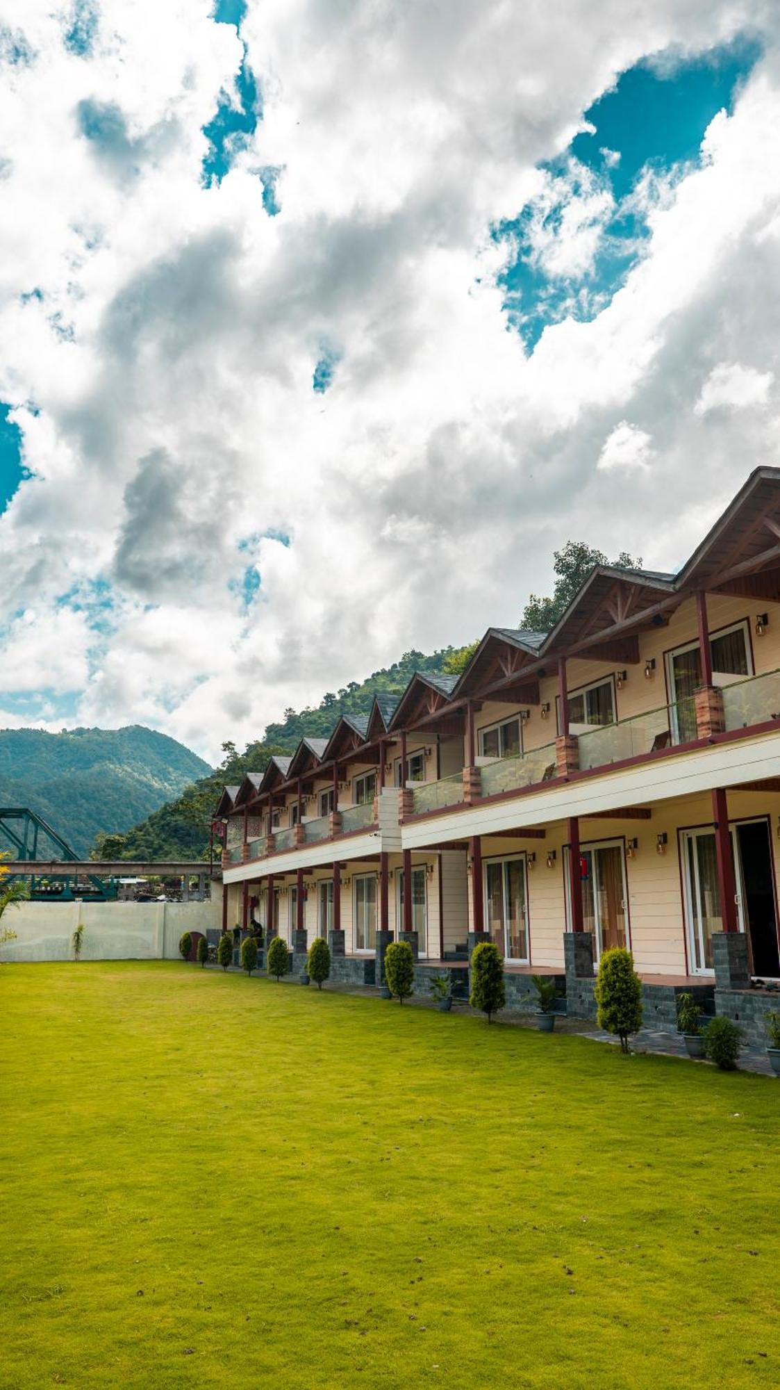 Qcent Woods Resort & Spa, Rishikesh Rishīkesh Exterior foto