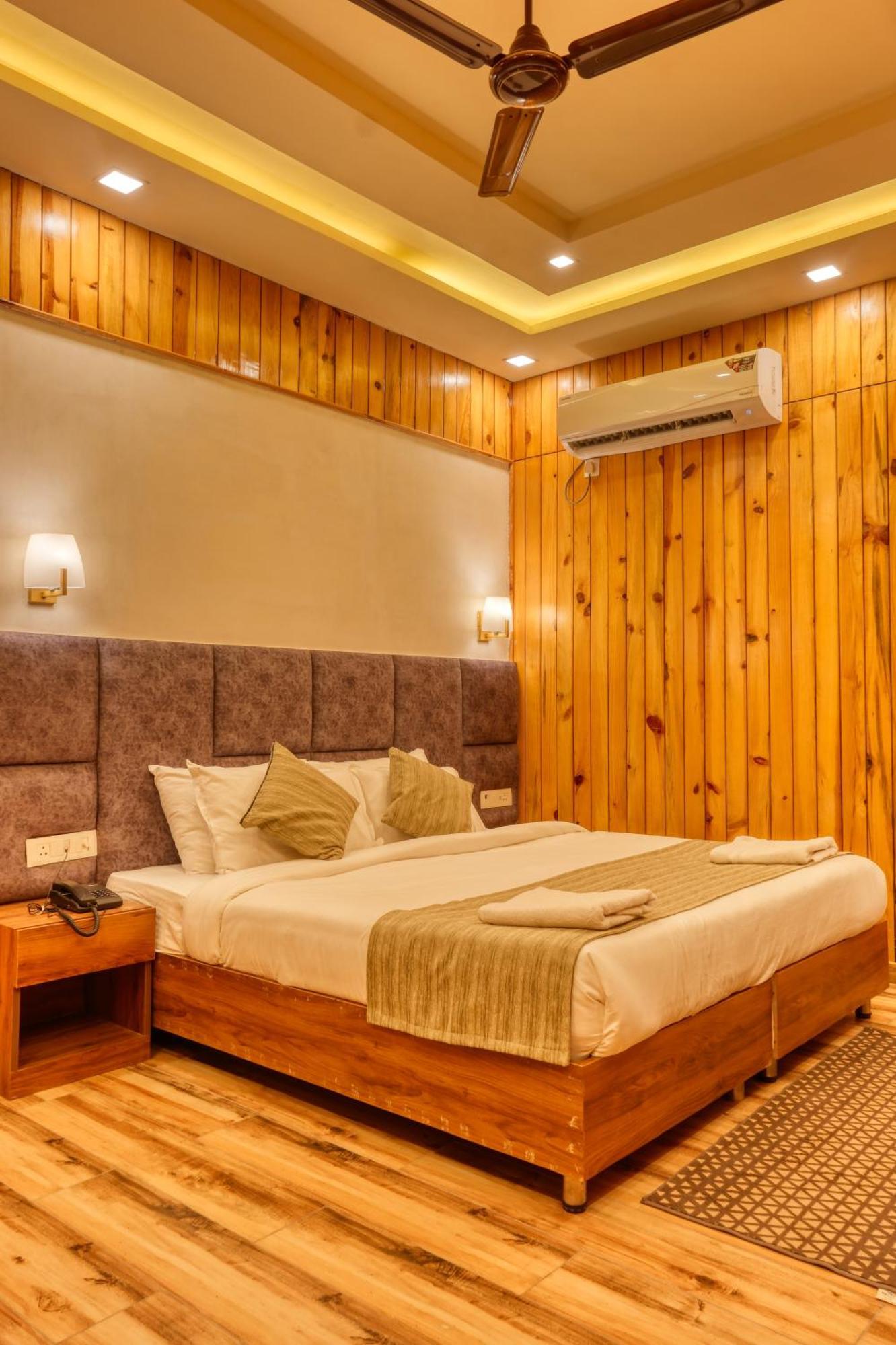 Qcent Woods Resort & Spa, Rishikesh Rishīkesh Exterior foto