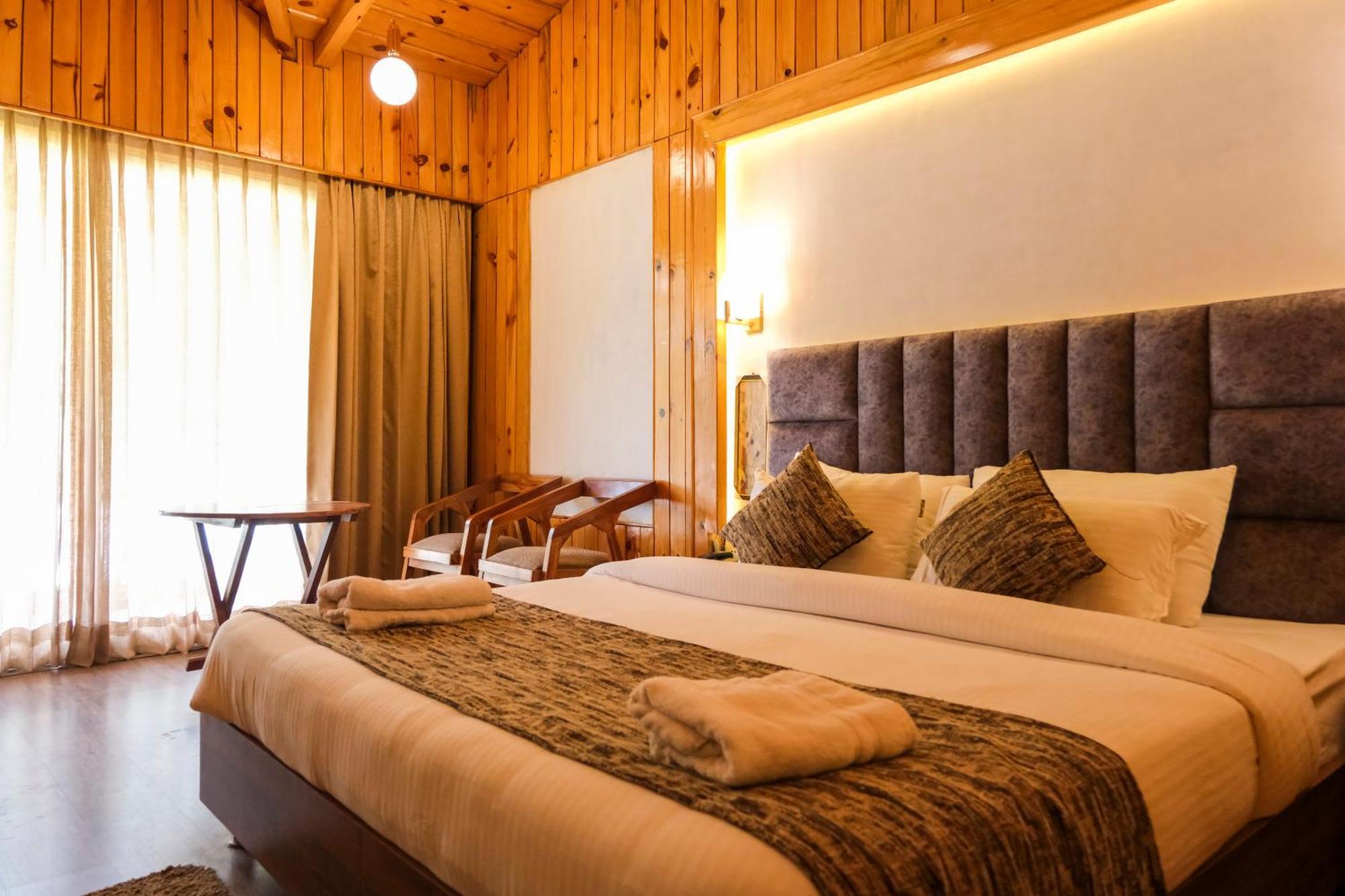 Qcent Woods Resort & Spa, Rishikesh Rishīkesh Exterior foto