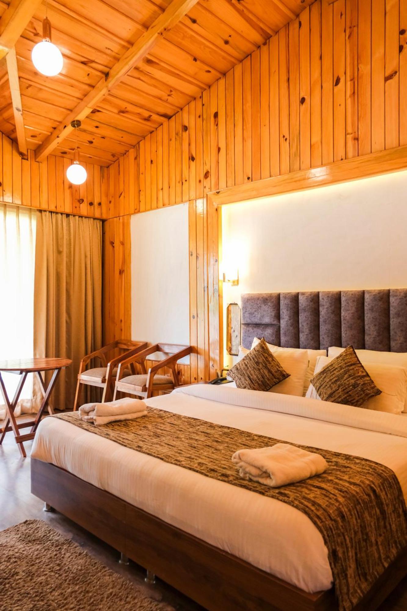 Qcent Woods Resort & Spa, Rishikesh Rishīkesh Exterior foto